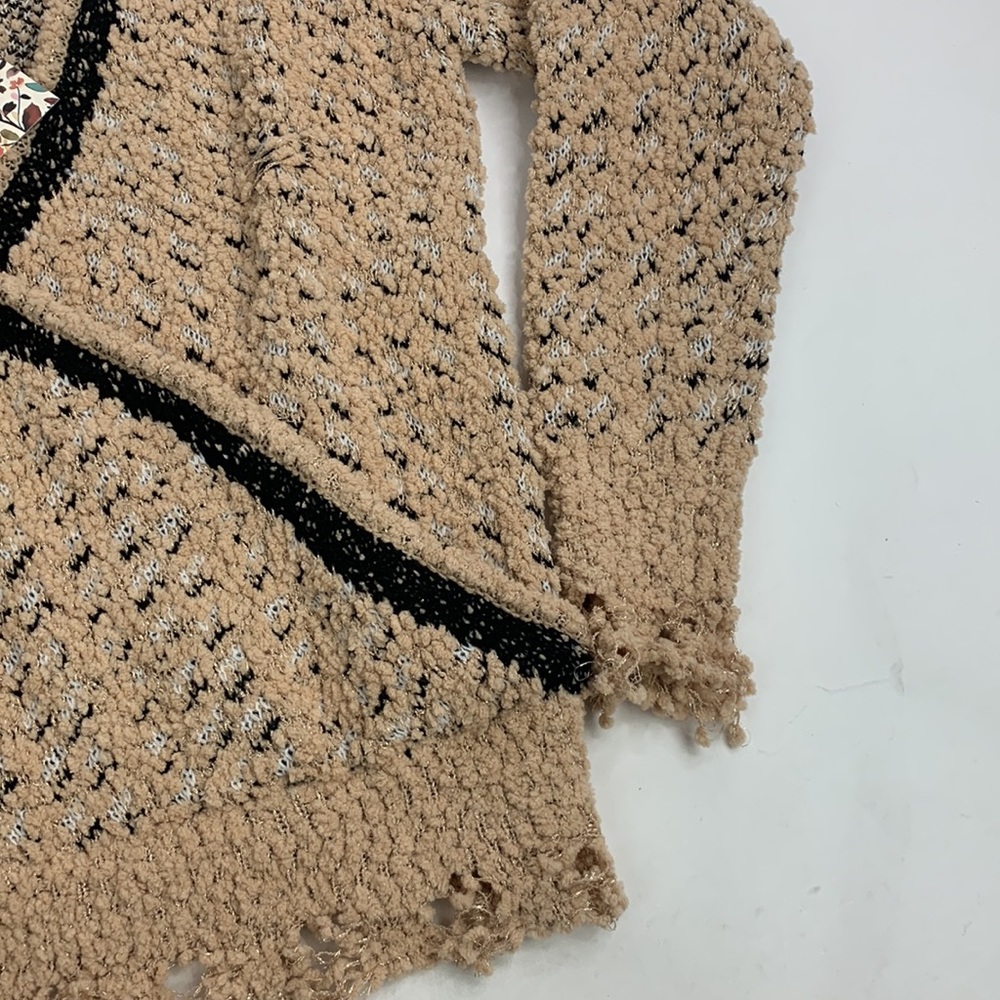 Gimmicks By Buckle Knitted Sweater Sz Small Front cross over Tan Black NEW NWT - Picture 6 of 14